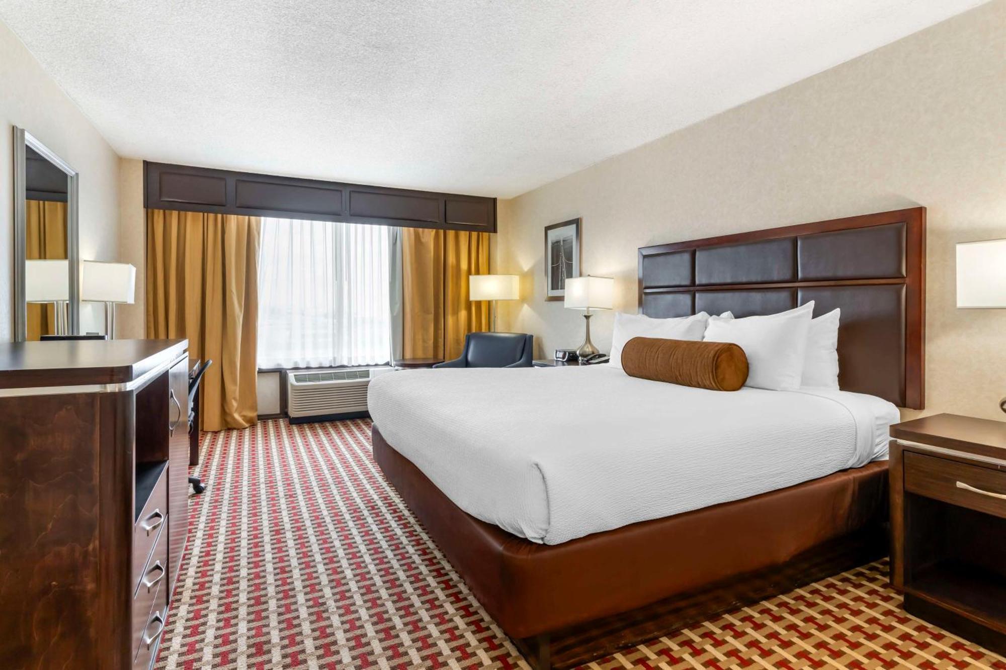 King Room,1681719670:JPEG