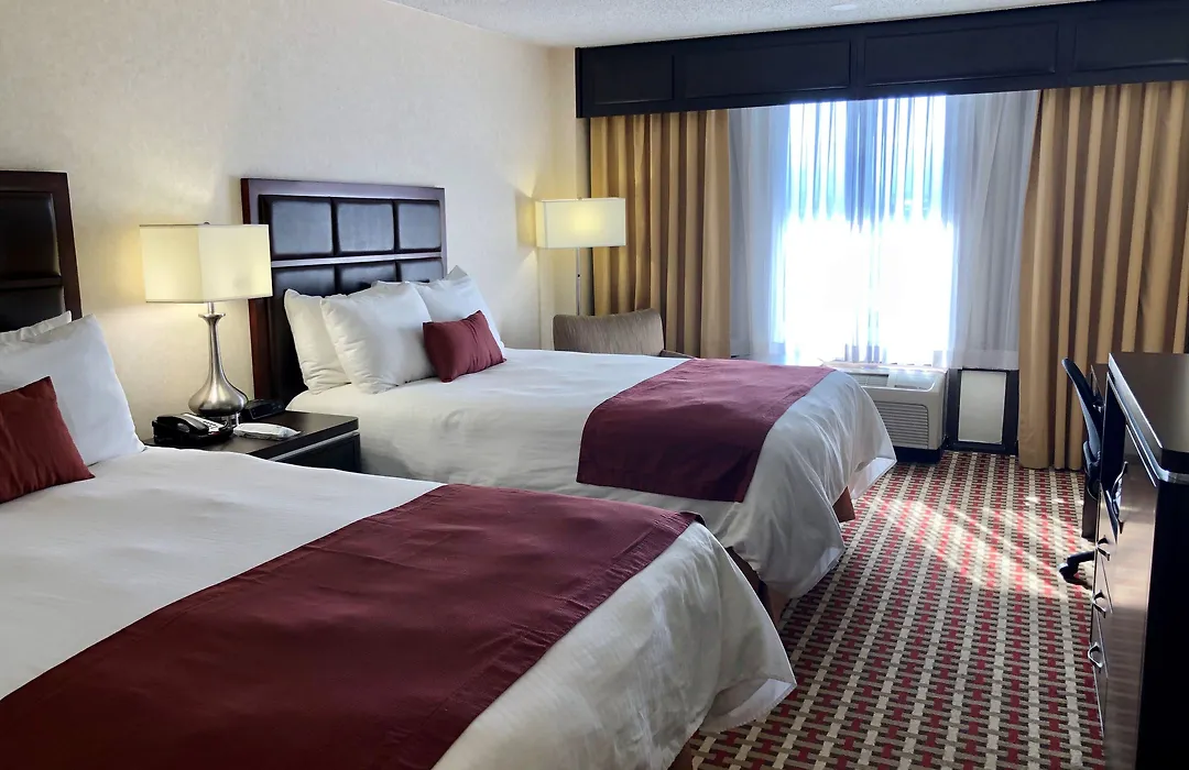Best Western Plus Grosvenor Airport Hotel-1