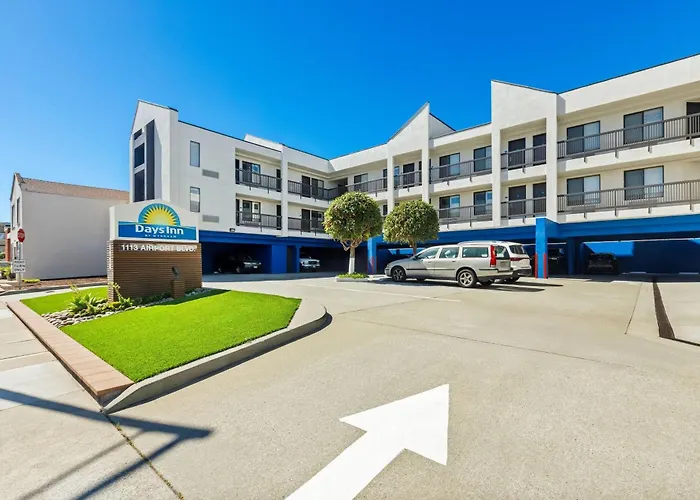 Days Inn By Wyndham San Francisco S/Oyster Point Airport South San Francisco